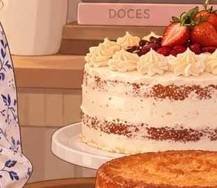 Bolo de festa com morangos